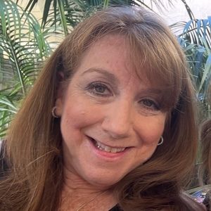 Meet your Posher, Lynn